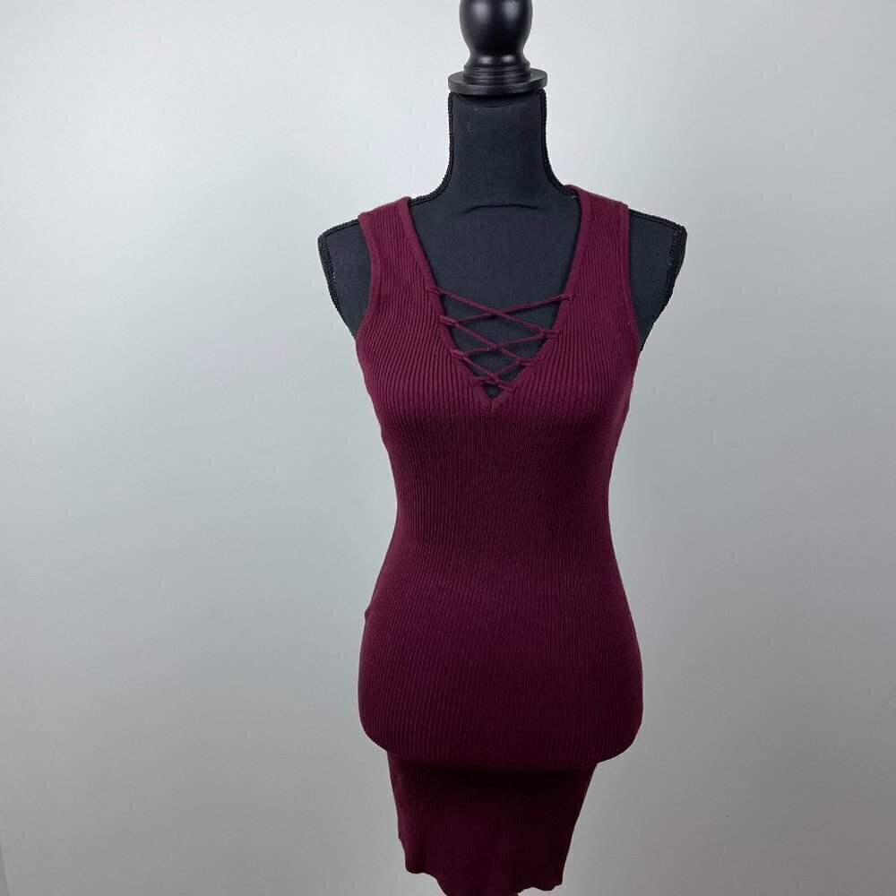 Love University NWT Women's Burgundy Ribbed Stretch Dress- Size Large